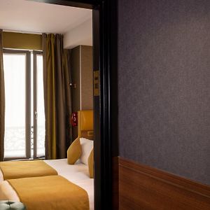 Aanpalende Kamer